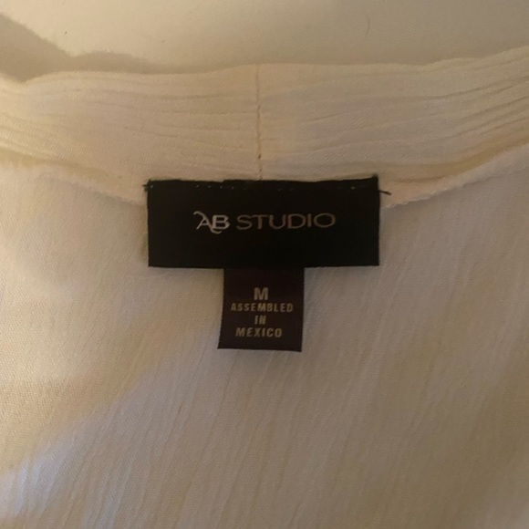 AB Studio White Bohemian Vest - Picture 2 of 2